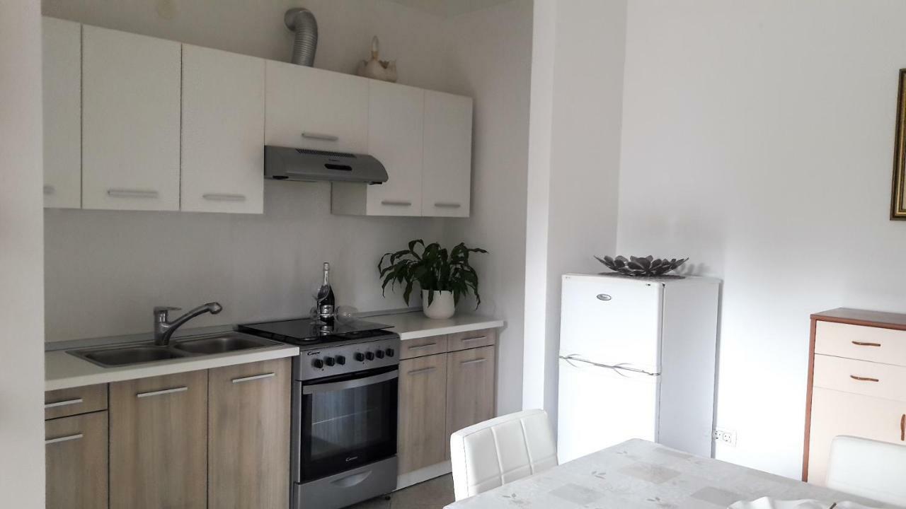 Ferienwohnung Alda Pula Exterior foto