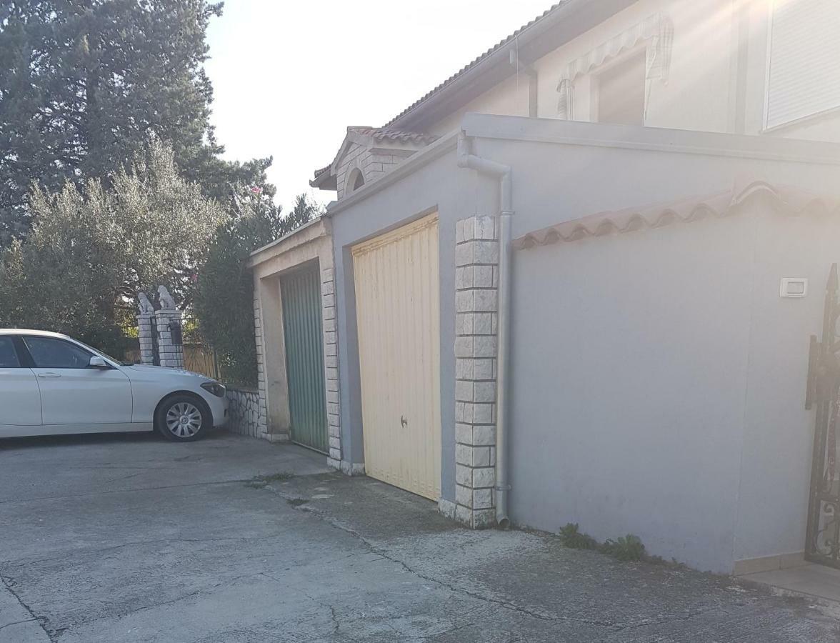 Ferienwohnung Alda Pula Exterior foto